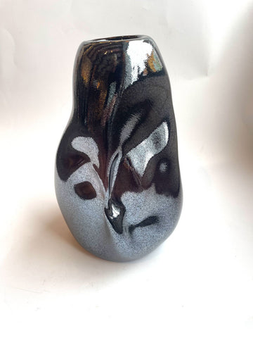 Stor skulpturell vase - Lava LS01