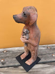 Brun hund m/valp