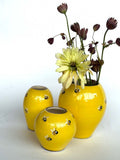 Liten gul vase SV01