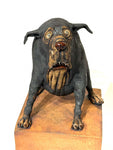 Liten hund på sokkel (OM23)