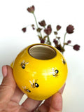 Liten gul vase SV01