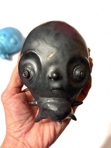Ultralyd - Skulptur i keramikk av Ole Martin Skaug | Neo galleri