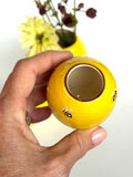 Liten gul vase SV02