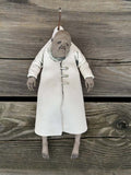 vegghengt Spikermann - Skulptur i keramikk av Ole Martin Skaug | Neo galleri