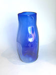 Stor skulpturell vase