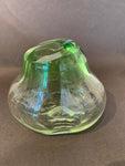 Grønn m/ansikt vase (V05)
