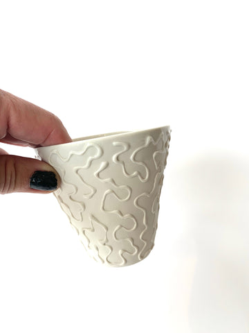Kaffekopp m/mønster - Neo Galleri - Et kunstgalleri i Gamle Stavanger